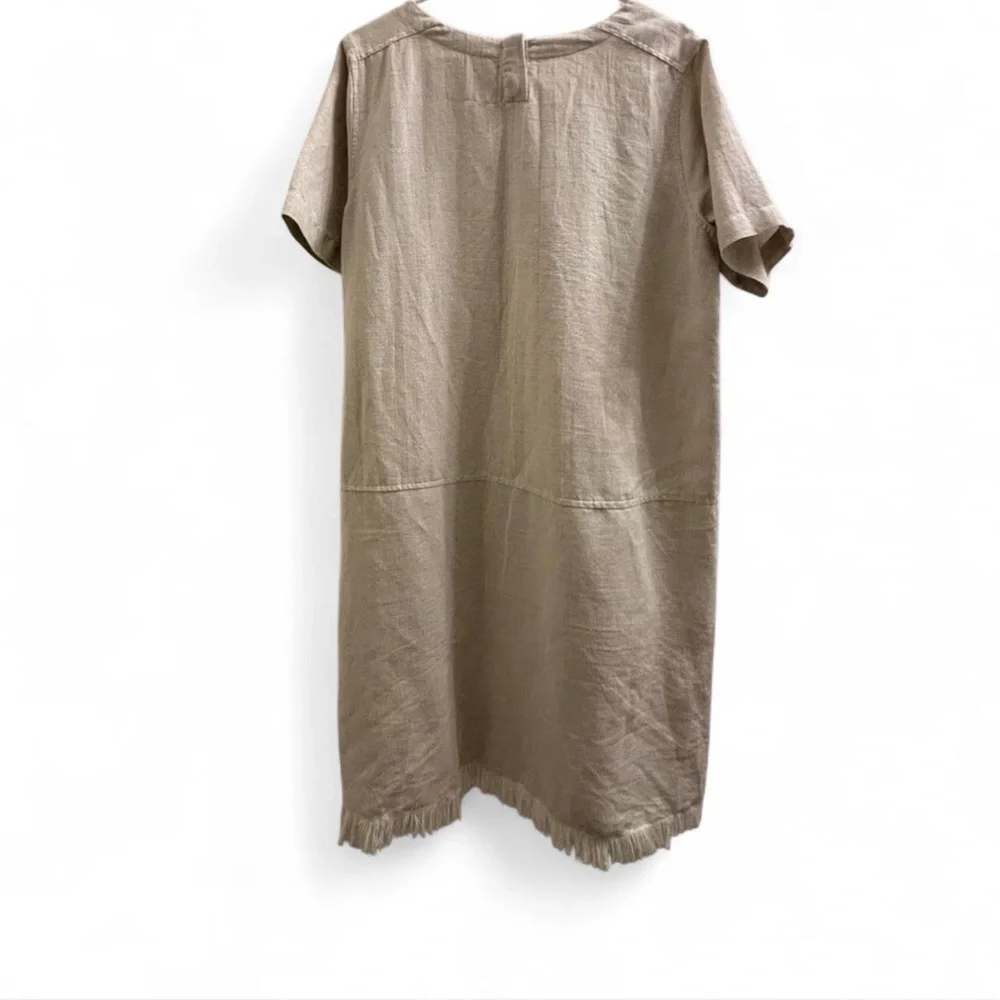 Crown Linen blend Beige with subtle metallic Short Sleeve Dress - Picture 4 of 7
